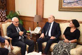 محافظ بورسعيد يلتقى رئيس مجلس...