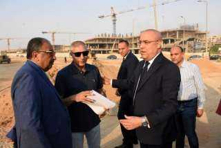 جولة تفقدية لوزير الإسكان فى...