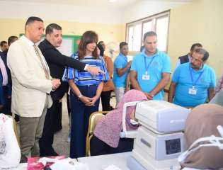 وزيرة الهجرة تتفقد قافلة طبية...