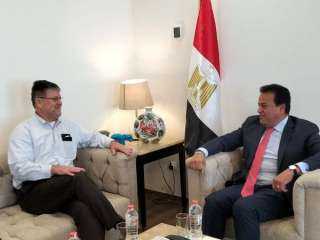 وزير التعليم العالي يبحث التعاون...