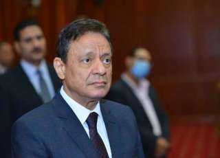 شكرى وكرم جبر يشهدان إطلاق...