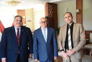 محافظ بورسعيد يستقبل لجنة مركز...