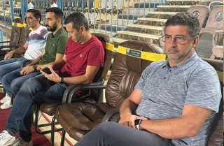 فيتوريا و جهاز المنتخب يحضرون...