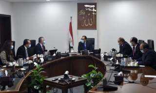رئيس الوزراء يلتقي رئيس الهيئة...