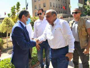 وزير قطاع الأعمال يتفقد مشروع...