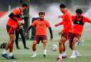 محمد صلاح يتألق فى تدريبات...