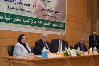 عوض تاج الدين والخشت يفتتحان...