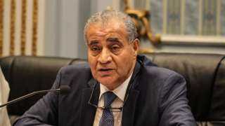 المصيلحي: ضرورة وجود سجل تجاري...