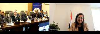 وزيرة التخطيط والتنمية الاقتصادية تجتمع...