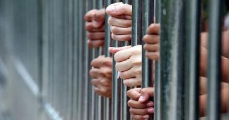 تجديد حبس 3 متهمين بالانضمام لجماعة إرهابية 45 يومًا