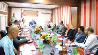 نائب وزير الإسكان يعقد اجتماعا...