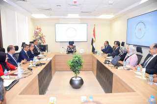 وزيرة الهجرة تعقد اجتماعها الأول...