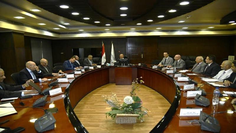 الوزير يتابع مستجدات نتائج اللجنة المشكله لبحث آلية توفير سفن لبناء أسطول تجاري بحري