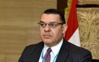 سفير مصر فى بيروت يبحث...