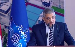 أسامة ربيع: قناة السويس رمز...