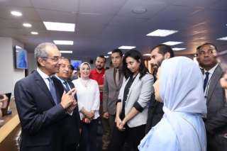 عمرو طلعت يفتتح ويتفقد مشروعات...