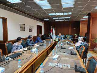 وزير الرى يلتقى المنسق المقيم...