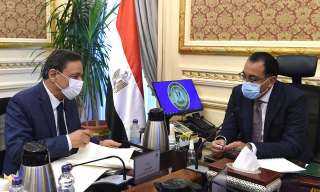 رئيس الوزراء يتابع مع رئيس...