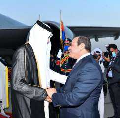 الرئيس السيسى يصل قطر للقاء...