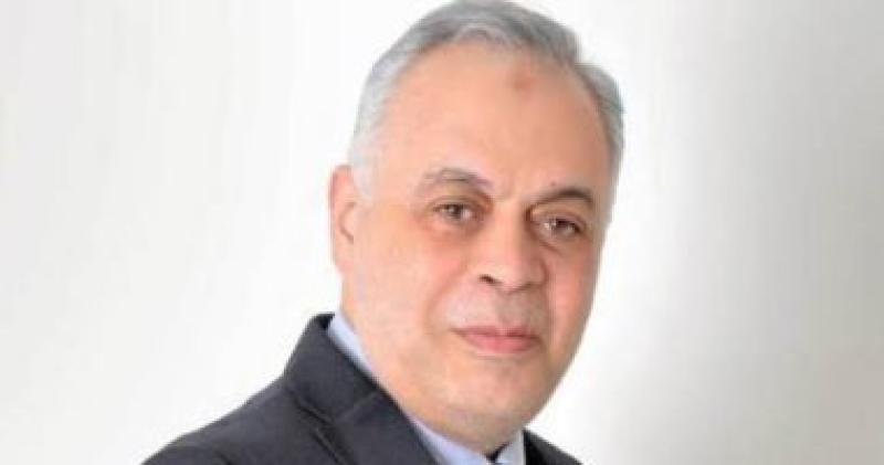 جنح الدقى تقضى بحبس طليق منة عرفة سنة لاتهامه بسب وقذف أشرف زكى وزوجته