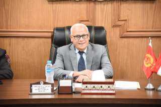 محافظ بورسعيد يترأس اجتماع مجلس...