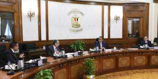 رئيس الوزراء يتابع نتائج تطبيق...