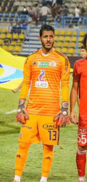 حارس مرمىالبنك الاهلى أحمد السعدني
