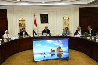 وزير الإسكان يستعرض مقترح تحديث...
