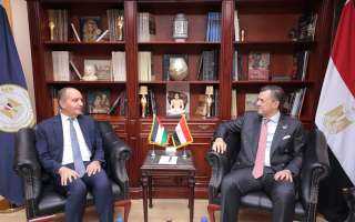 وزير السياحة والآثار وسفير الاردن...