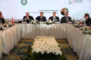 كرم جبر: ضرورة الاتفاق على...