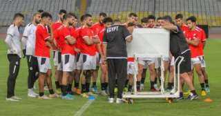 منتخب مصر يرتدي الـ”تي شيرت”...