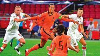 منتخب هولندا يفوز على نظيره...