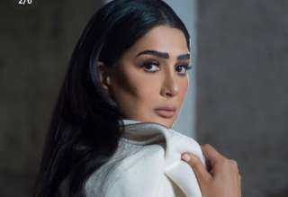 غادة عبد الرازق تخطف الأنظار...