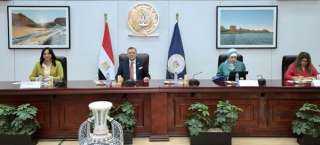 وزير السياحة يستقبل مدير منطقة...