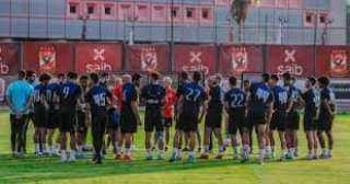 الأهلي يفوز على أسوان بثنائية...