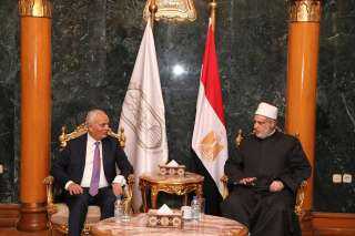 رضا حجازى يشارك فى حفل...
