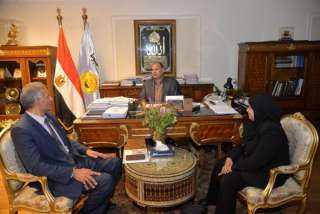 محافظ أسيوط يلتقي الدكتور رضا...