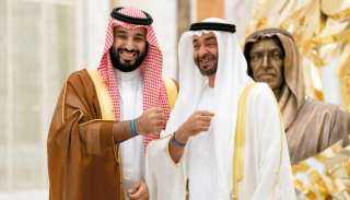 محمد بن زايد يهنئ محمد...