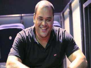 محمد ممدوح يستعرض عضلاته عبر...