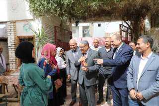 محافظ المنيا يشهد احتفالية مدرسة...