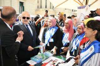 الخشت يتفقد الحرم الجامعي لجامعة...