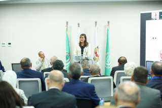 وزيرة التخطيط الاقتصادية تفتتح فعاليات...