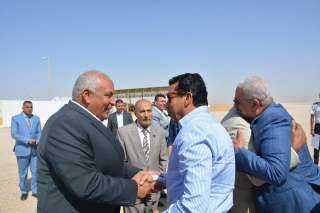 محافظ الوادي الجديد يستقبل وزير...