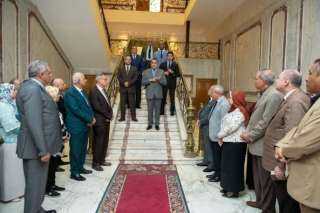 ” وزير لإنتاج الحربى ”...