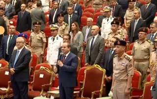 بالفيديو.. السيسي للمصريين:شوفوا تمن الكرامة...