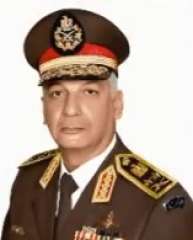 وزير التنمية المحلية يهنئ القائد...