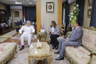 محافظ دمياط تستقبل مدير الأمن...
