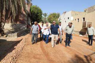 محافظ الوادي الجديد يتابع أعمال...