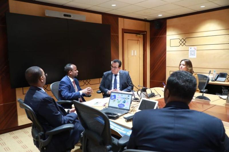 وزير الصحة: مستعدون لدعم الصومال في إنشاء منظومة إسعافية والنهوض بخدمات الرعاية الأولية المقدمة للأشقاء