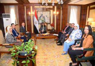 وزيرة الهجرة تستقبل السفير الأسترالي...